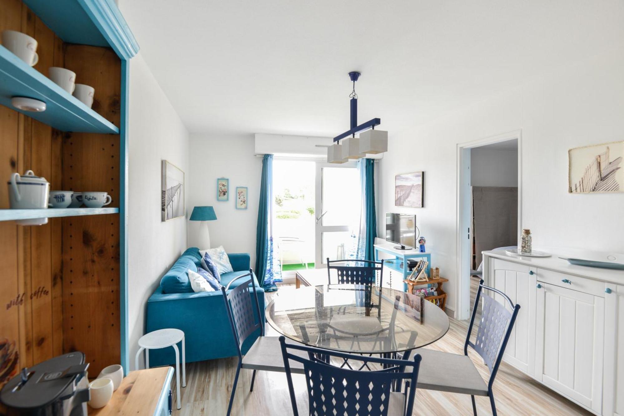 Pegase Bleu - A 500m De La Courseulles-sur-Mer